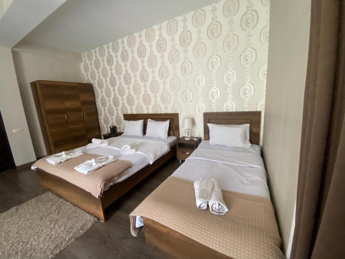 Borjomi Central Hotel Luaran gambar